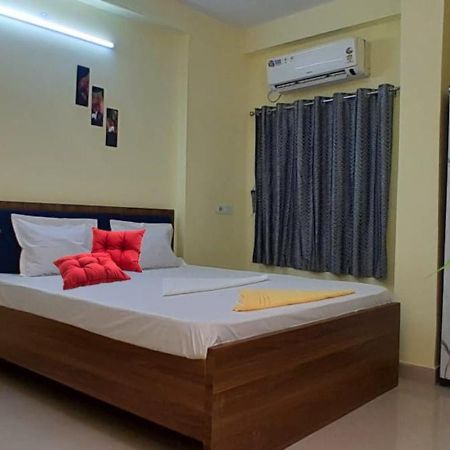 Goroomgo The Grand Inn Ruby Колката Екстериор снимка