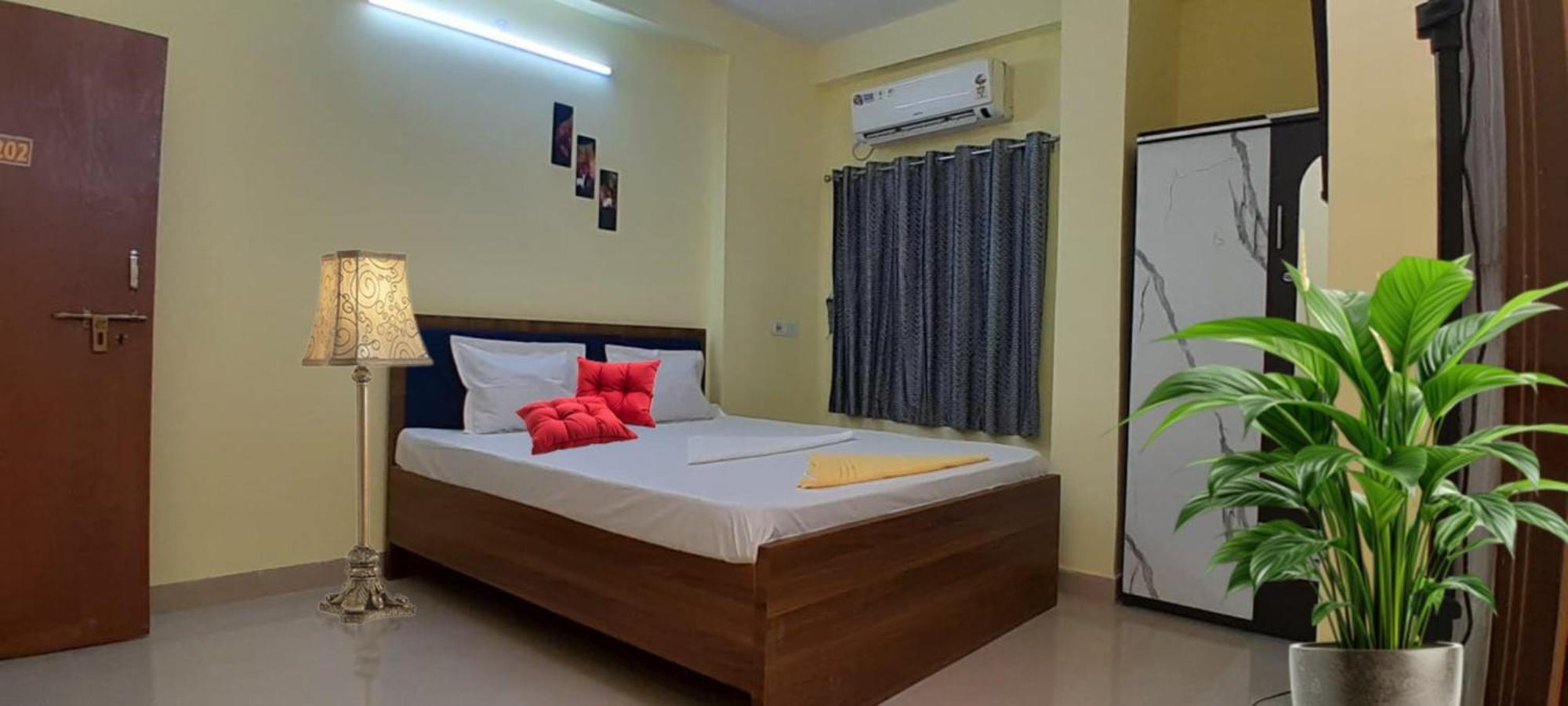 Goroomgo The Grand Inn Ruby Колката Екстериор снимка